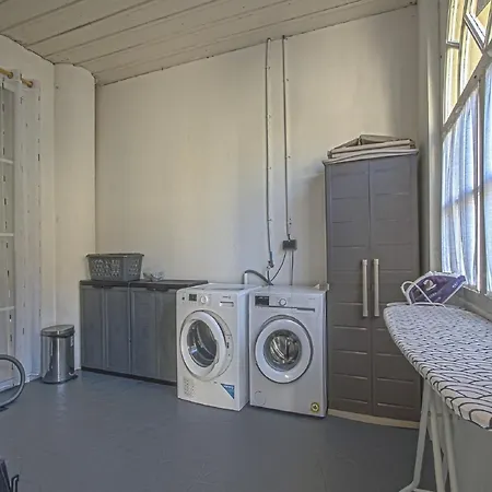 Comfortable With Garden Holiday home