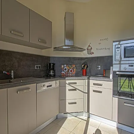 Holiday home Comfortable With Garden