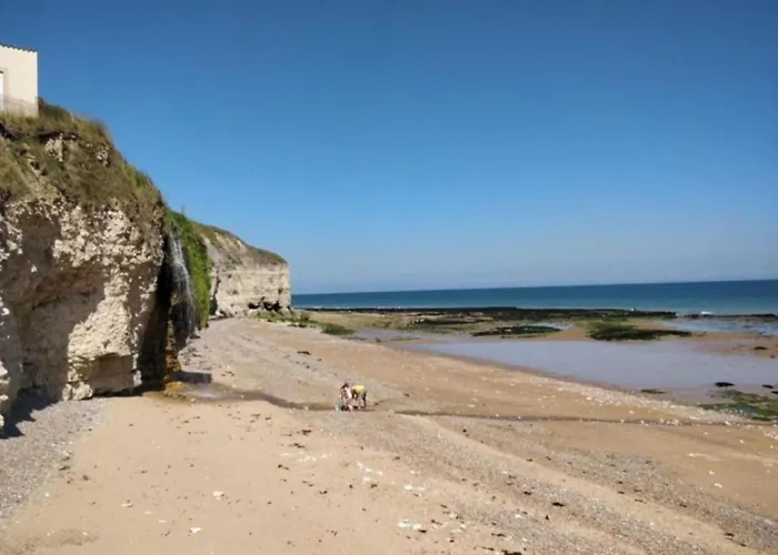 Charming Coastal Hideaway *